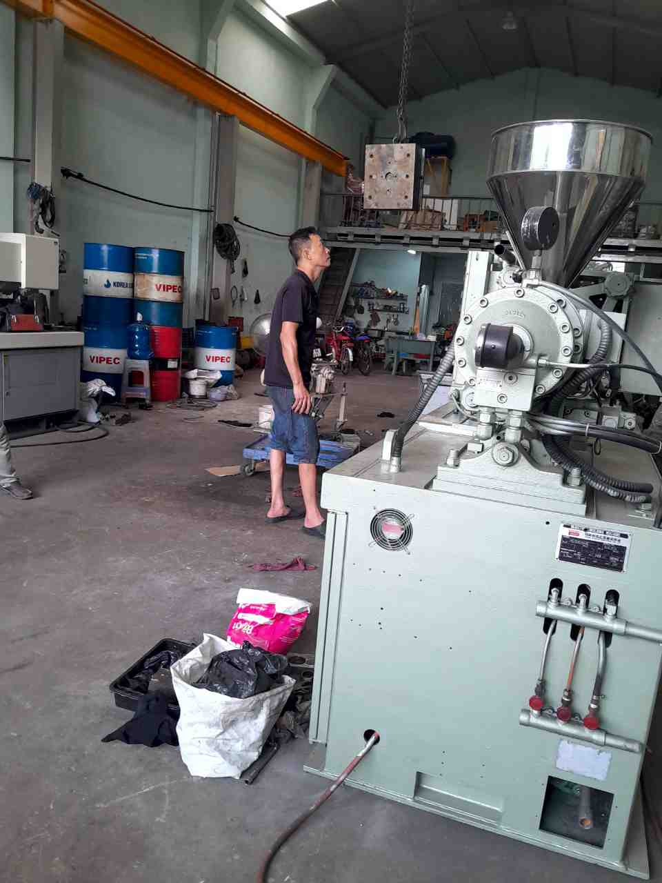 Dầu cắt gọt kim loại  mềm không pha nước